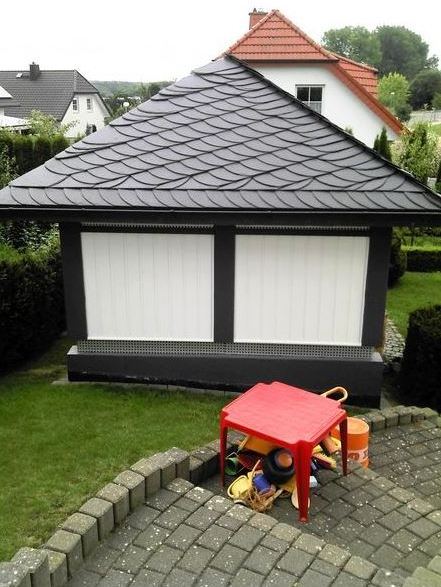 Gartenhaus Naturschiefer Schablonendeckung Korbach