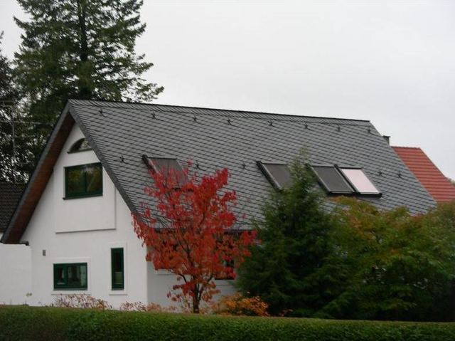 Schieferdach Pulach München (Schuppenschablonendeckung)